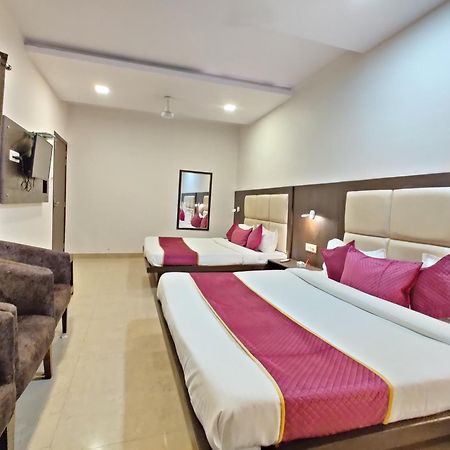 Hotel The Grandpark Amritsar Exterior photo
