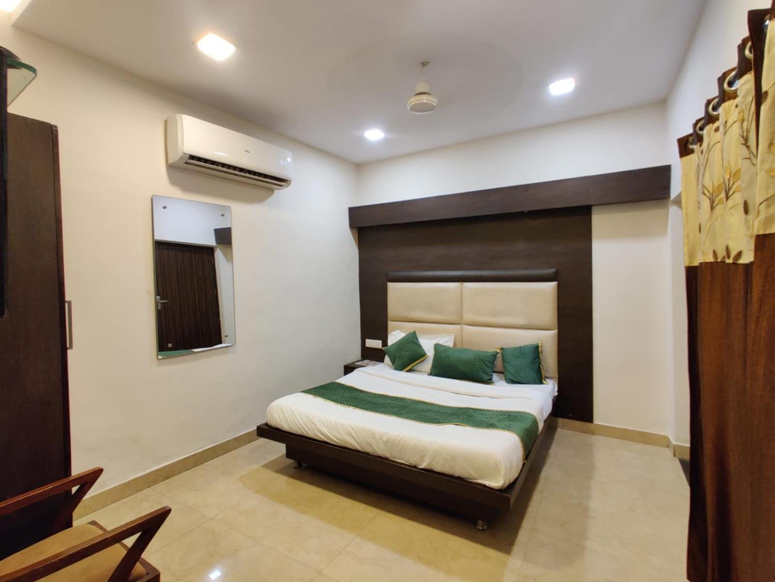 Hotel The Grandpark Amritsar Exterior photo